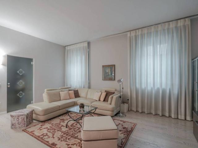 Villa Indipendente in vendita a Verolanuova, Lombardia