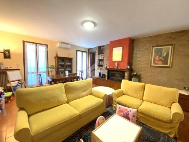 Villa Indipendente in vendita a Verolanuova, Lombardia