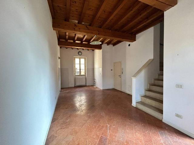 Villa Indipendente in vendita a Verolavecchia, Lombardia