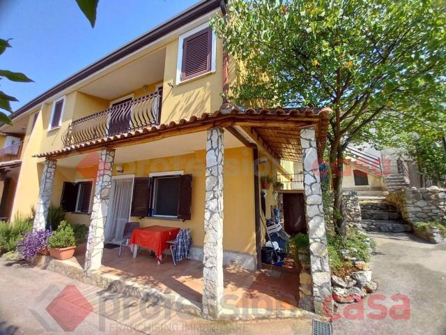 Villa Indipendente in vendita a Veroli, Lazio
