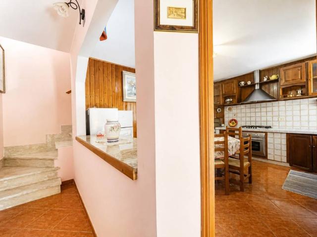 Villa Indipendente in vendita a Veroli, Lazio