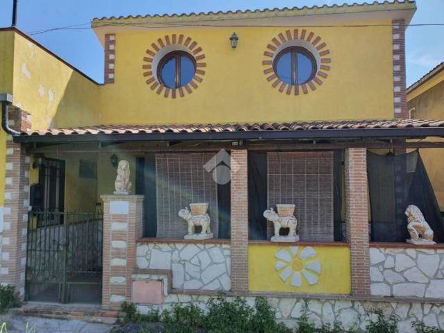 Villa Indipendente in vendita a Veroli, Lazio