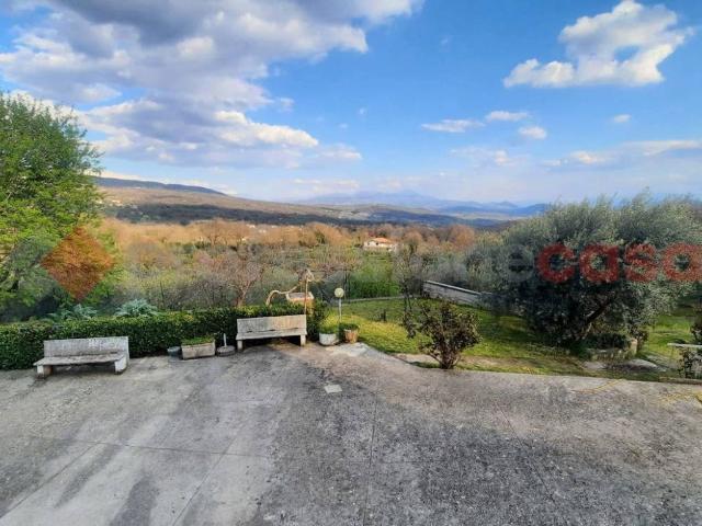 Villa Indipendente in vendita a Veroli, Lazio