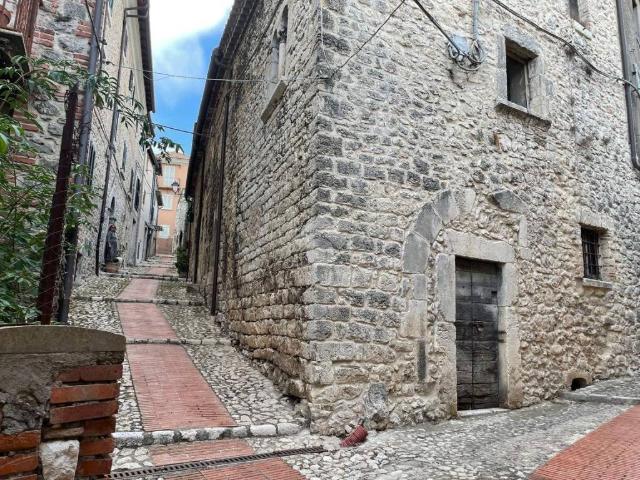 Villa Indipendente in vendita a Veroli, Lazio