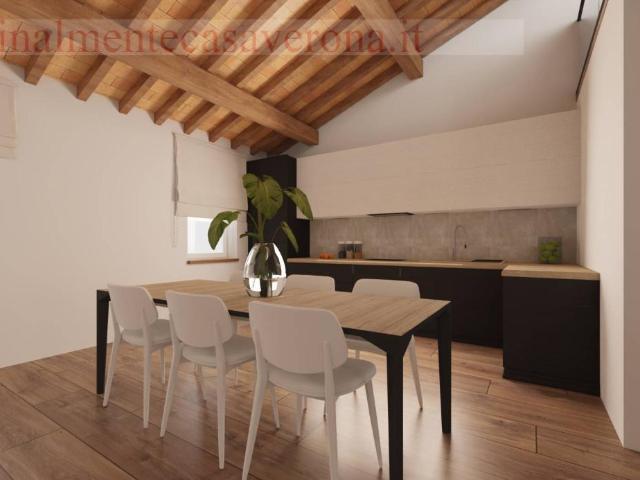 Villa Indipendente in vendita a Sud-Ovest, Brenzone