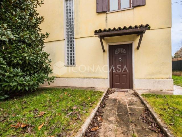 Villa Indipendente in vendita a Ovest, Brenzone