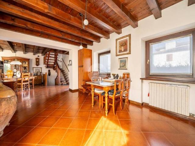 Villa Indipendente in vendita a Santa Croce, Verona