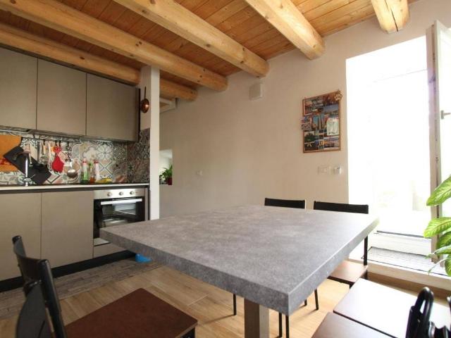Villa Indipendente in vendita a Nord-Est, Brenzone