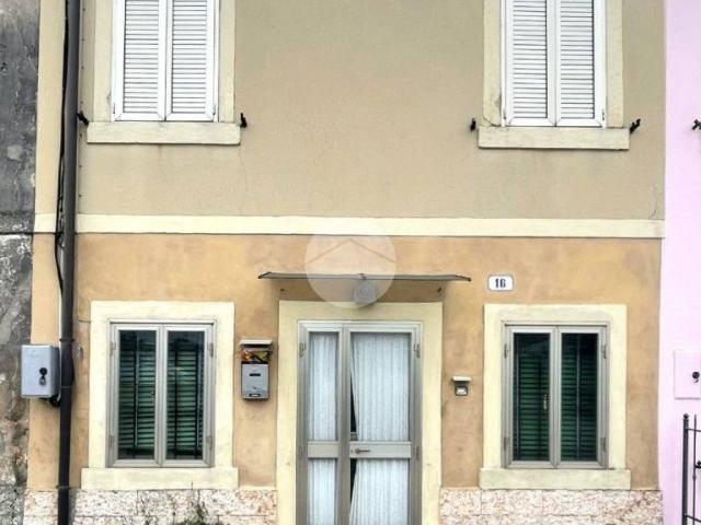 Villa Indipendente in vendita a Sud, Brenzone