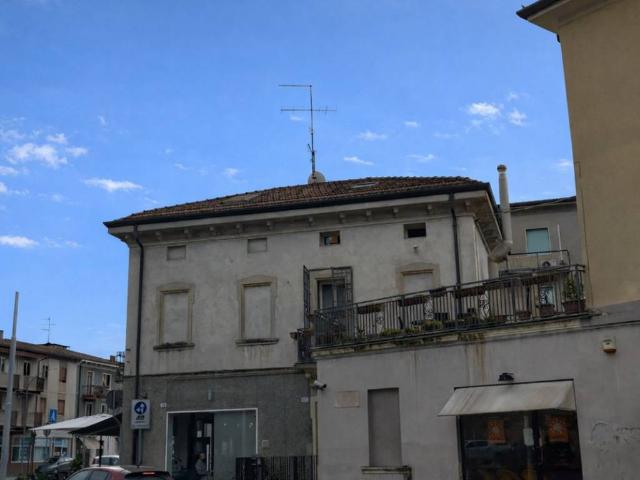 Villa Indipendente in vendita a Sud, Brenzone