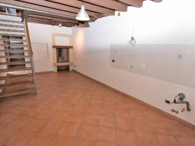 Villa Indipendente in vendita a Centro storico, Brenzone