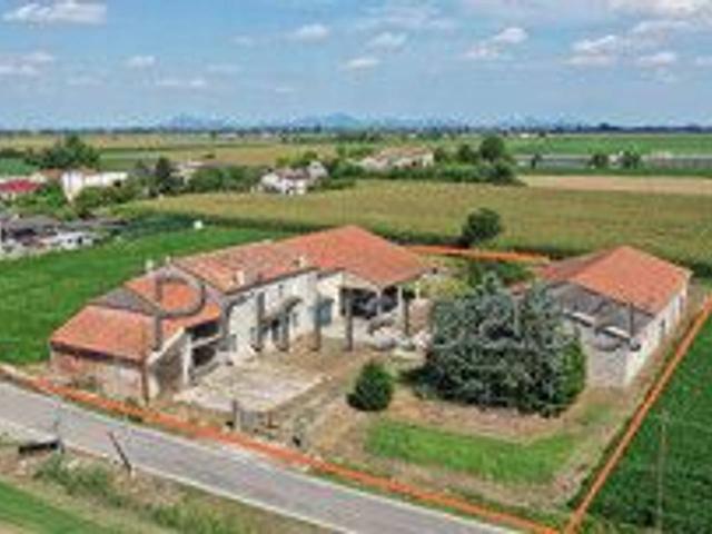 Villa Indipendente in vendita a Veronella, Veneto