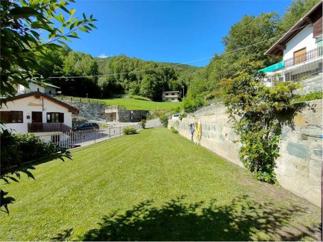 Villa Indipendente in vendita a Verrayes, Aosta