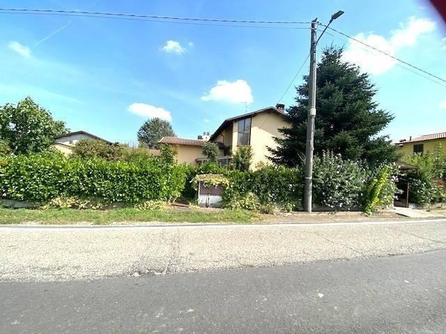 Villa Indipendente in vendita a Verrua Po, Lombardia