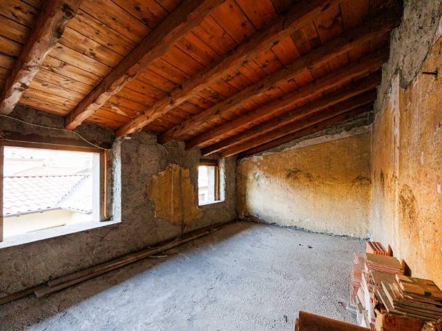 Villa Indipendente in vendita a Semonte, Vertova