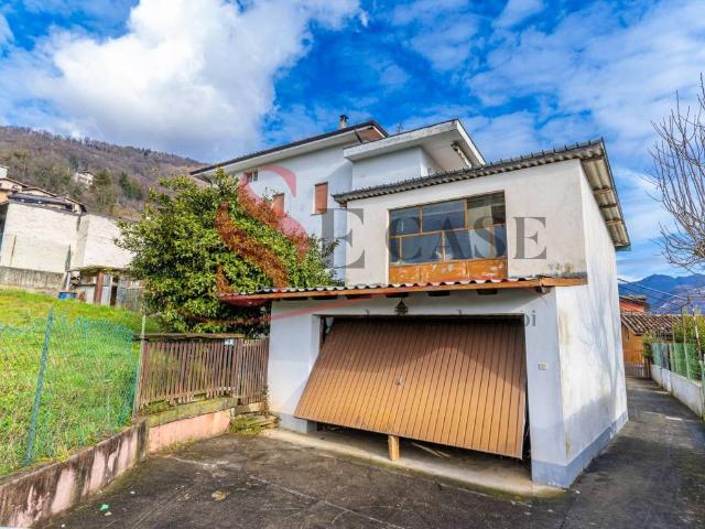 Villa Indipendente in vendita a Cereti, Vertova