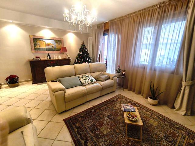 Villa Indipendente in vendita a Villa Verucchio, Verucchio