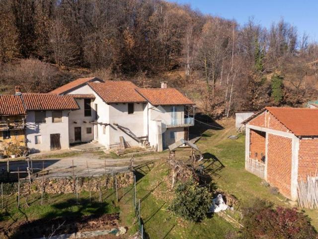 Villa Indipendente in vendita a Verzuolo, Piemonte
