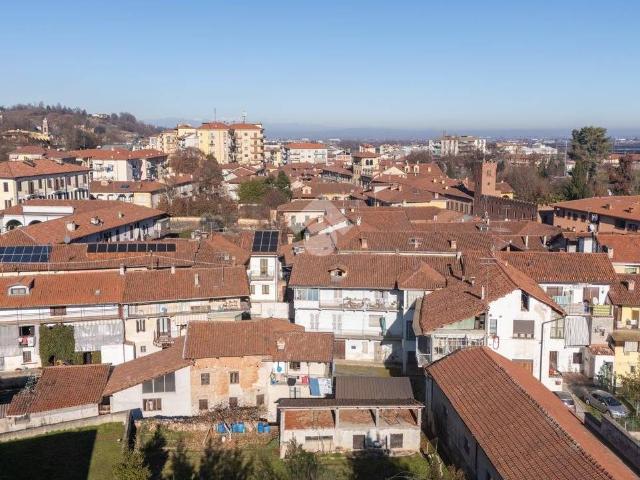 Villa Indipendente in vendita a Verzuolo, Piemonte
