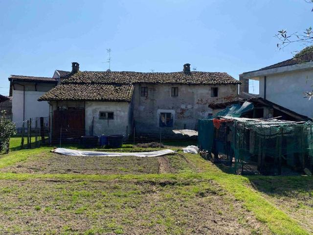 Villa Indipendente in vendita a Piemonte, Novara