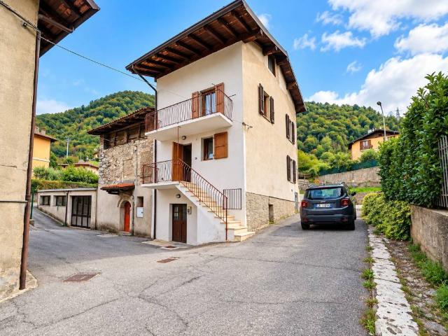 Villa Indipendente in vendita a Mura, Brescia
