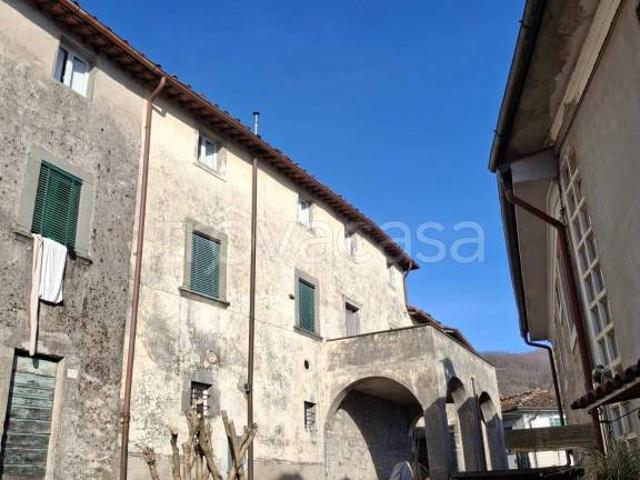 Villa Indipendente in vendita a Unione dei comuni Media Valle del Serchio, Pescaglia
