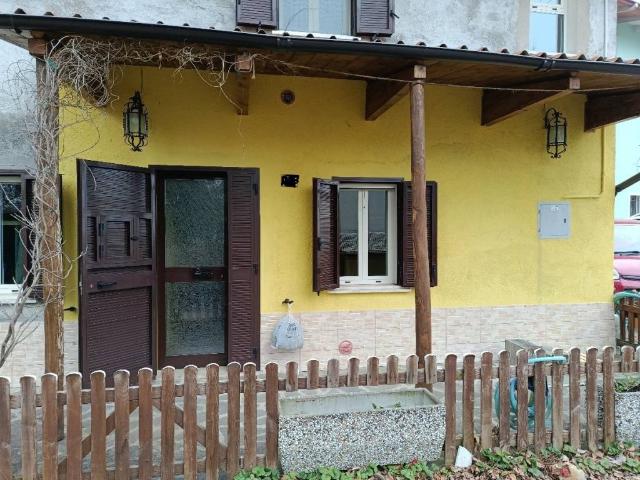 Villa Indipendente in vendita a Appennino Reggiano, Re