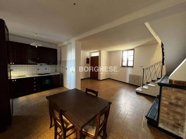 Villa Indipendente in vendita a Vezzano Ligure, Liguria