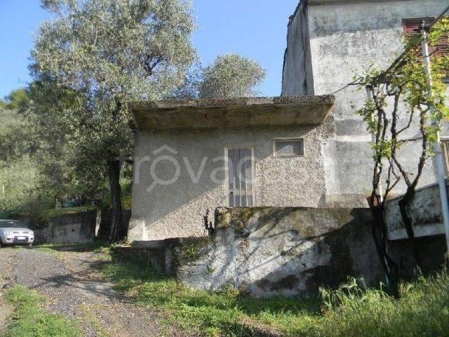 Villa Indipendente in vendita a Vezzano Inferiore, Vezzano Ligure