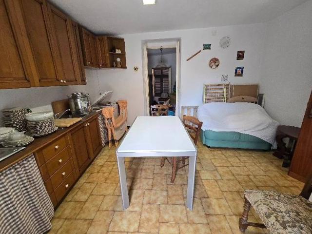 Villa Indipendente in vendita a Vezzano Ligure, Liguria