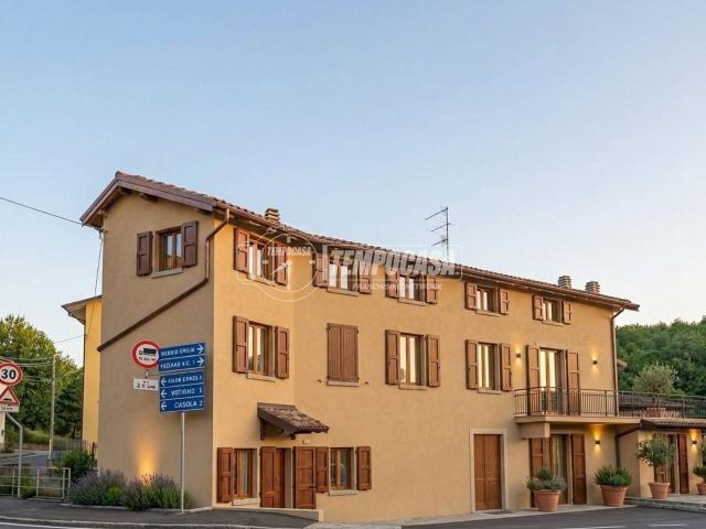 Villa Indipendente in vendita a Colline Matildiche, Re