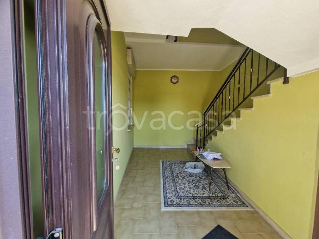 Villa Indipendente in vendita a Viadana, Lombardia