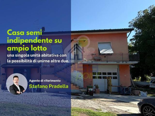 Villa Indipendente in vendita a Viadana, Lombardia
