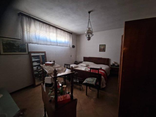 Villa Indipendente in vendita a Viadana, Lombardia