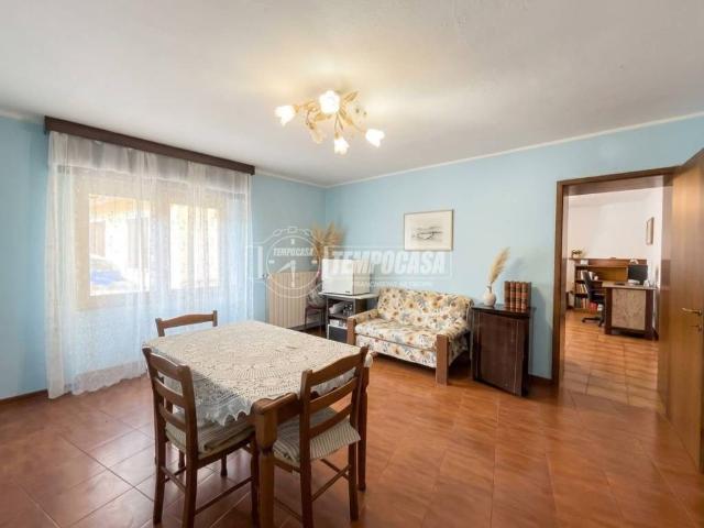 Villa Indipendente in vendita a Colognola, Viadanica