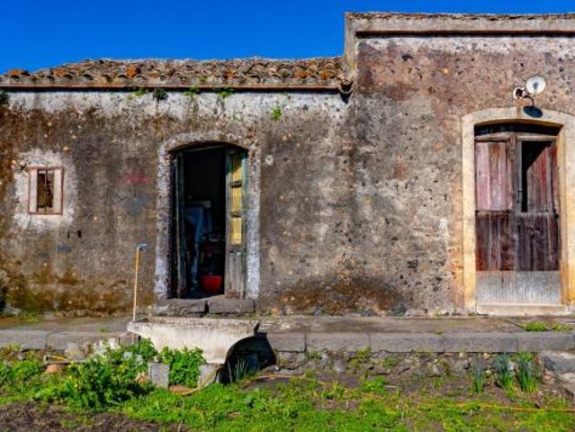 Villa Indipendente in vendita a Viagrande, Sicilia