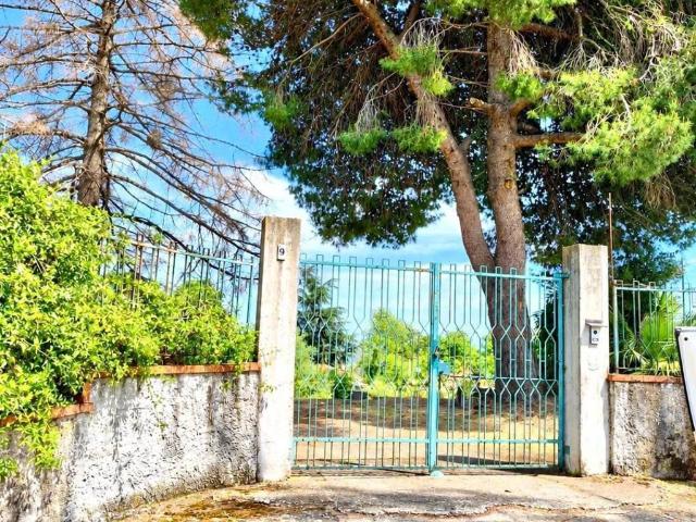 Villa Indipendente in vendita a Monterosso, Viagrande