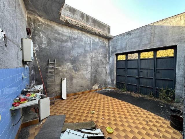 Villa Indipendente in vendita a Viagrande, Sicilia