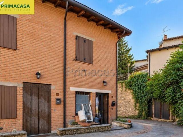Villa Indipendente in vendita a Ca' de Pazzi, Viano