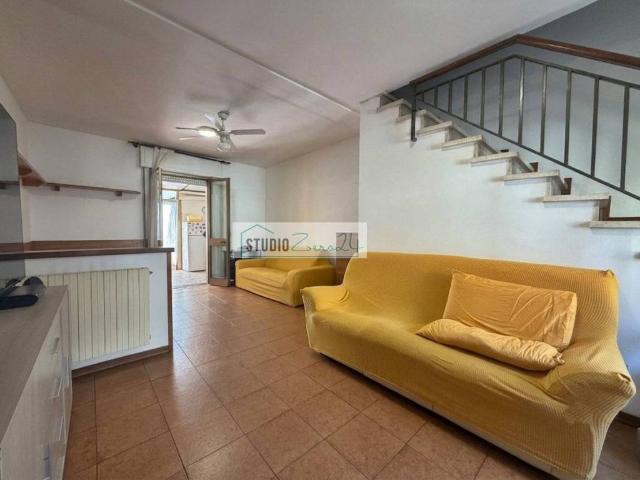 Villa Indipendente in vendita a Cotone, Viareggio
