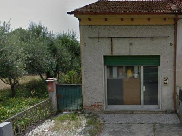 Villa Indipendente in vendita a Torre del Lago Puccini, Viareggio