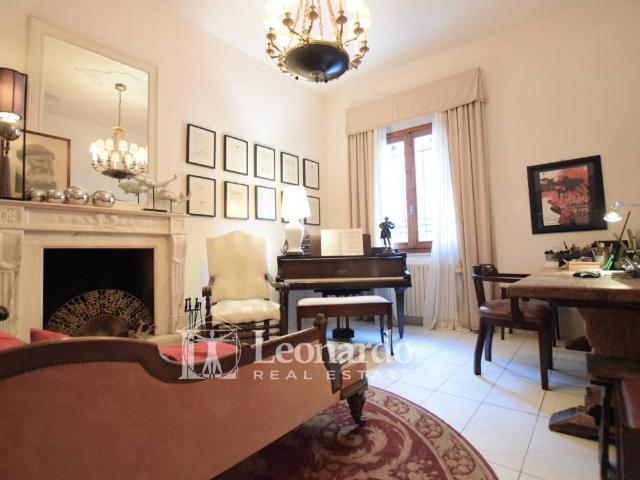 Villa Indipendente in vendita a Cotone, Viareggio