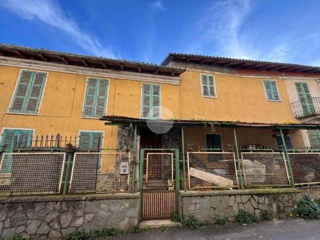Villa Indipendente in vendita a Piemonte, Asti