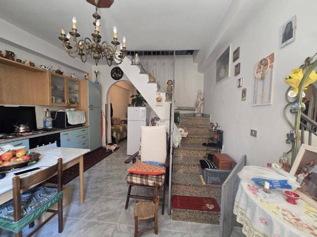 Villa Indipendente in vendita a Carmine, Calabria