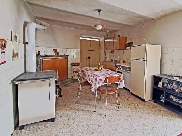 Villa Indipendente in vendita a Vicalvi, Lazio