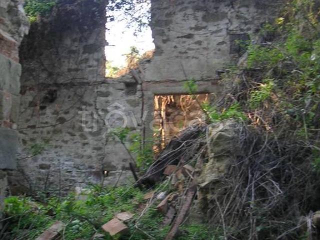 Villa Indipendente in vendita a Vicchio, Toscana