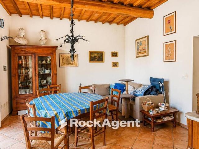 Villa Indipendente in vendita a Vicchio, Toscana