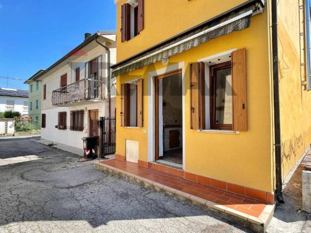 Villa Indipendente in vendita a Vicenza, Veneto