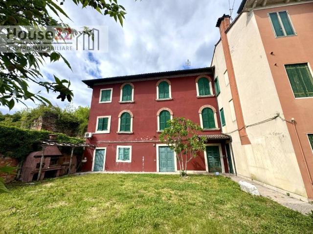 Villa Indipendente in vendita a San Felice, Vicenza