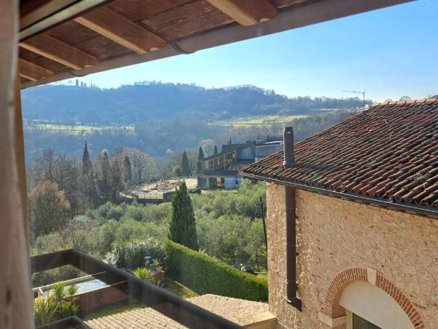 Villa Indipendente in vendita a Monteviale, Veneto